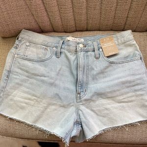 NWT Madewell Relaxed Denim shorts size 30